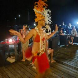 Danse tahitienne au Yatch Bar