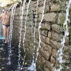 Wenn wir ja schon im Kloster Mugdinat sind, können wir uns gleich alle Sünden vergeben lassen!😂