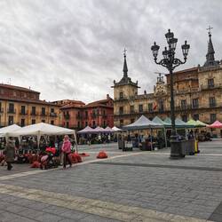 Plaza Mayor mit Rathaus