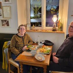 Heute was anderes als Austern: Burger und bretonisches Fischcurry👍