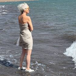 Could this be "Isli" thinking to take the waters of "Tislit"