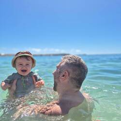 Baden mit Papa macht Spaß ❤️