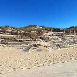 Einmal quer durch die Insel (ca 1 km) bis zum Atlantic!