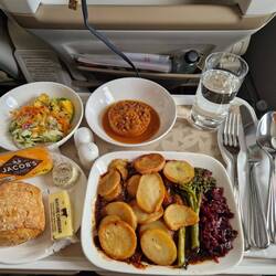 Premium economy meal