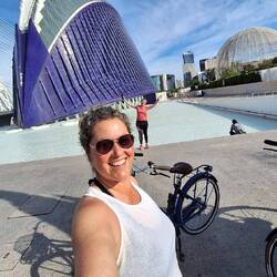 Al dia siguiente, para bajar la paella, super recorrido en bici y después caminando