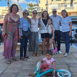 En la plaza con los peques. La despedida.