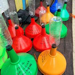 Die "Fallen" zum Auffangen der Korallenlaiche