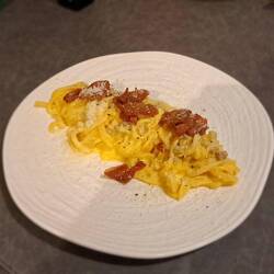 Carbonara di tonno