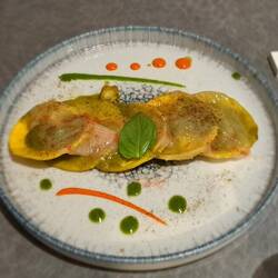 Raviolo al gambero rosso