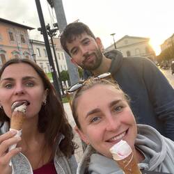 Unser erstes (von vielen) Gelato!