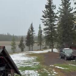 Der Schnee taut langsam wieder.