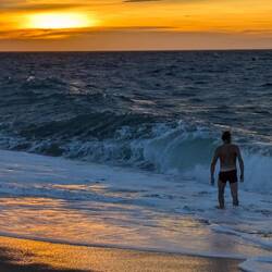 ... warten auf die perfekte Welle...