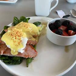 Eggs Benedict over spinach