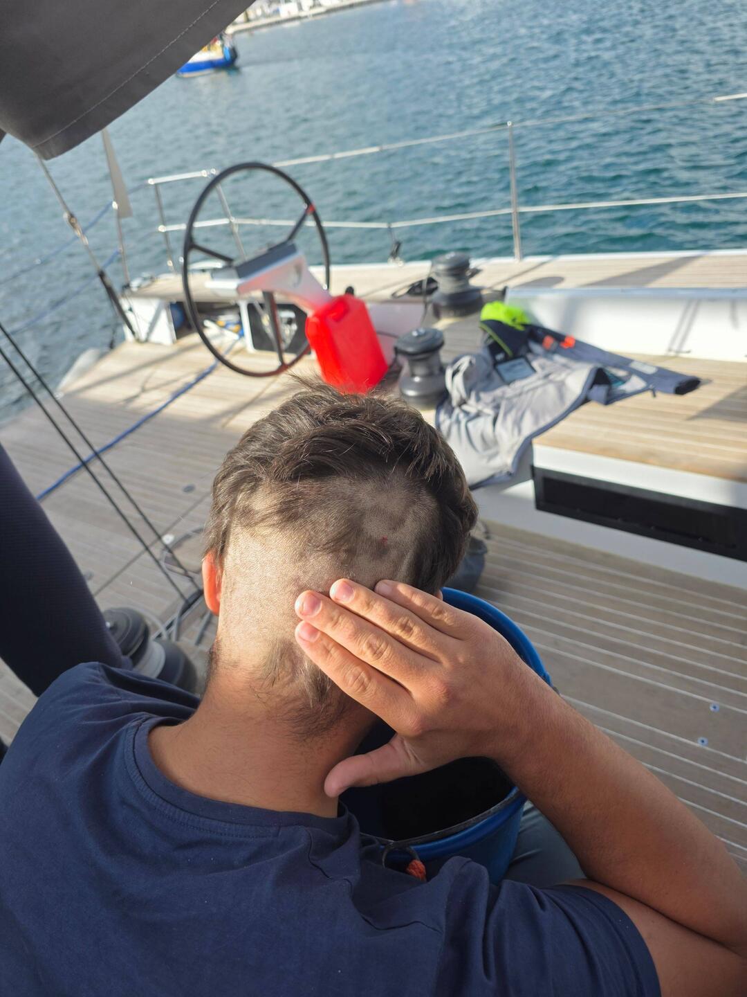 Spontaneous decisions