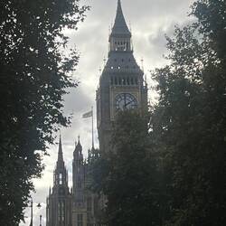 Usual suspects keep chiming