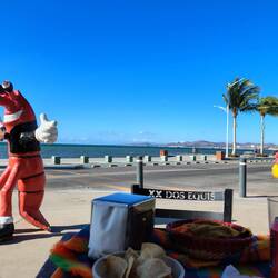 La Paz - am Malecon - wer kann bei dem schon widerstehn 😝