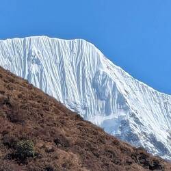 Der Gipfel des Chobuje 6680m