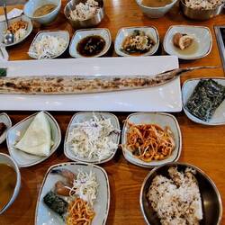 Lunch. This was shared by 4 of us.