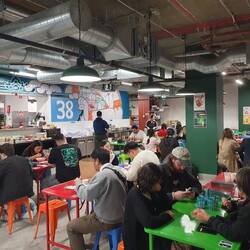 Mittagessen nach der Master's Graduation im feinen Zwirn 😉