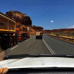 wie klein neben Roadtrains 🚛