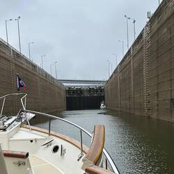 Entering Pickwick Lock for a 40-ft lift to the lake