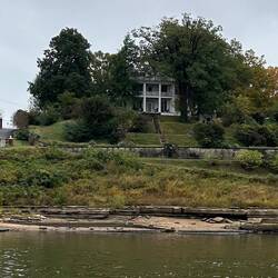 Another very 'southern plantation' outlook