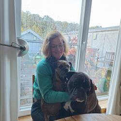 Alle glücklich - einige müssen sich augenscheinlich vom Urlaub erholen