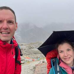 Angekommen am Eisjöchl. Nur noch bisschen Begeisterung heucheln fürs Selfie...😉😅