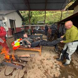 Man hilft sich wo man kann