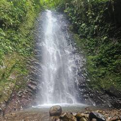 Verschiedene Wasserfälle auf der Wanderroute