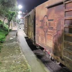 Der Zug will auch aufs Festival