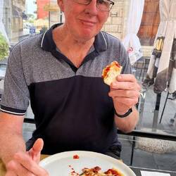 The pizza here is delicious