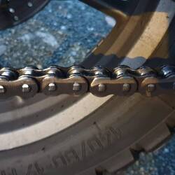 Hat "glänzend" gehalten