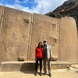 Behind us the southern cross (left) and destroyed pumas (right)