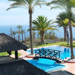 Andere Häuser haben auch schöne Gärten - hier unser Nachbar