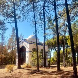 Notre bel endroit pour dormir en Espagne 🇪🇸 auprès d'une jolie chapelle
