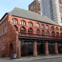 Altes Rathaus, Rückseite