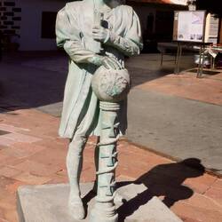 Kolumbus ist von hier aus nach Amerika gesegelt.