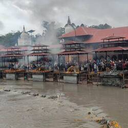 Verbrennung der verlassenen Körper