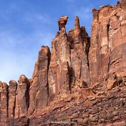 Gigantisch auch diese Steilwand