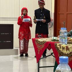 The eloquent masters of ceremony