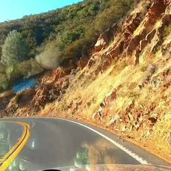 Vom Park hinunter ins Tal