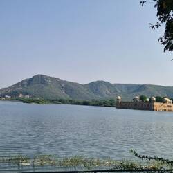 The palace on the lake