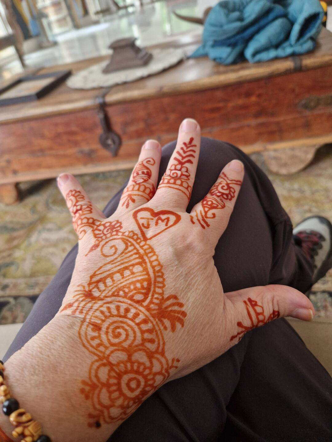 Henna left hand only