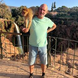 A visit from our friends. He suddenly jumped up from the ground to my shoulder. I wasn't at all sure