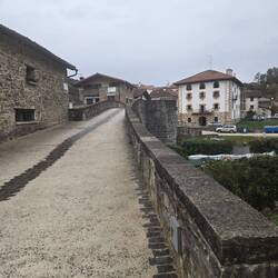 I stayed at the albergue at the end of the bridge