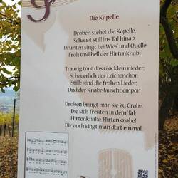 Der berühmte Text von Ludwig Uhland an der Wurmlinger Kapelle