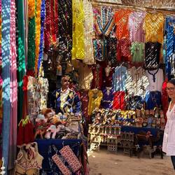 und viele bunte Stoffe