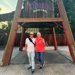 Knotts Berry Farm