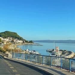 ..wenige Meter vor unserem heutigen Ziel. Wir freuen uns schon auf den Spaziergang an der Promenade